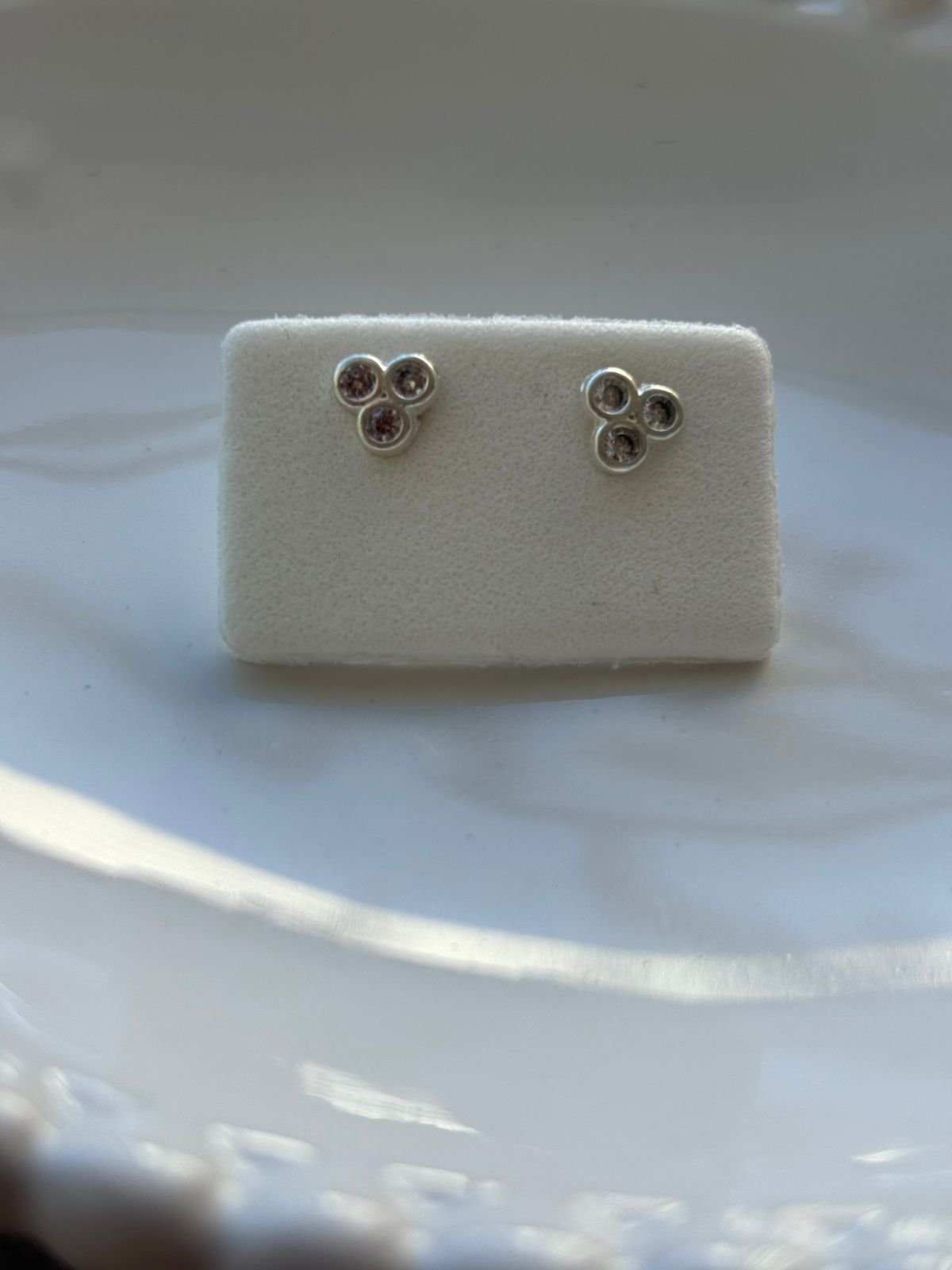 Brinco Três Bolinhas - Imagem 3