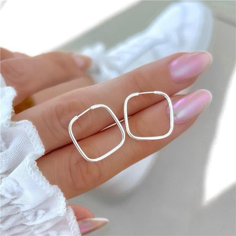 Brinco argola quadrado