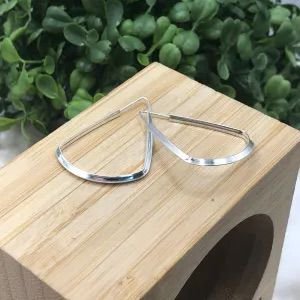 Brinco argola gota fio triângulo Tamanho img2